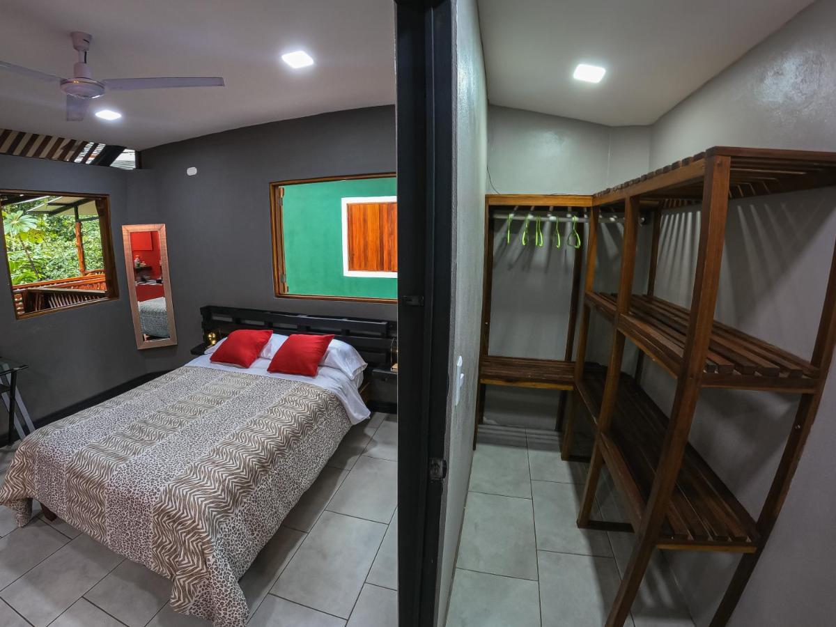 Hotel Boutique The Green Jungle House Puerto Viejo de Talamanca ภายนอก รูปภาพ