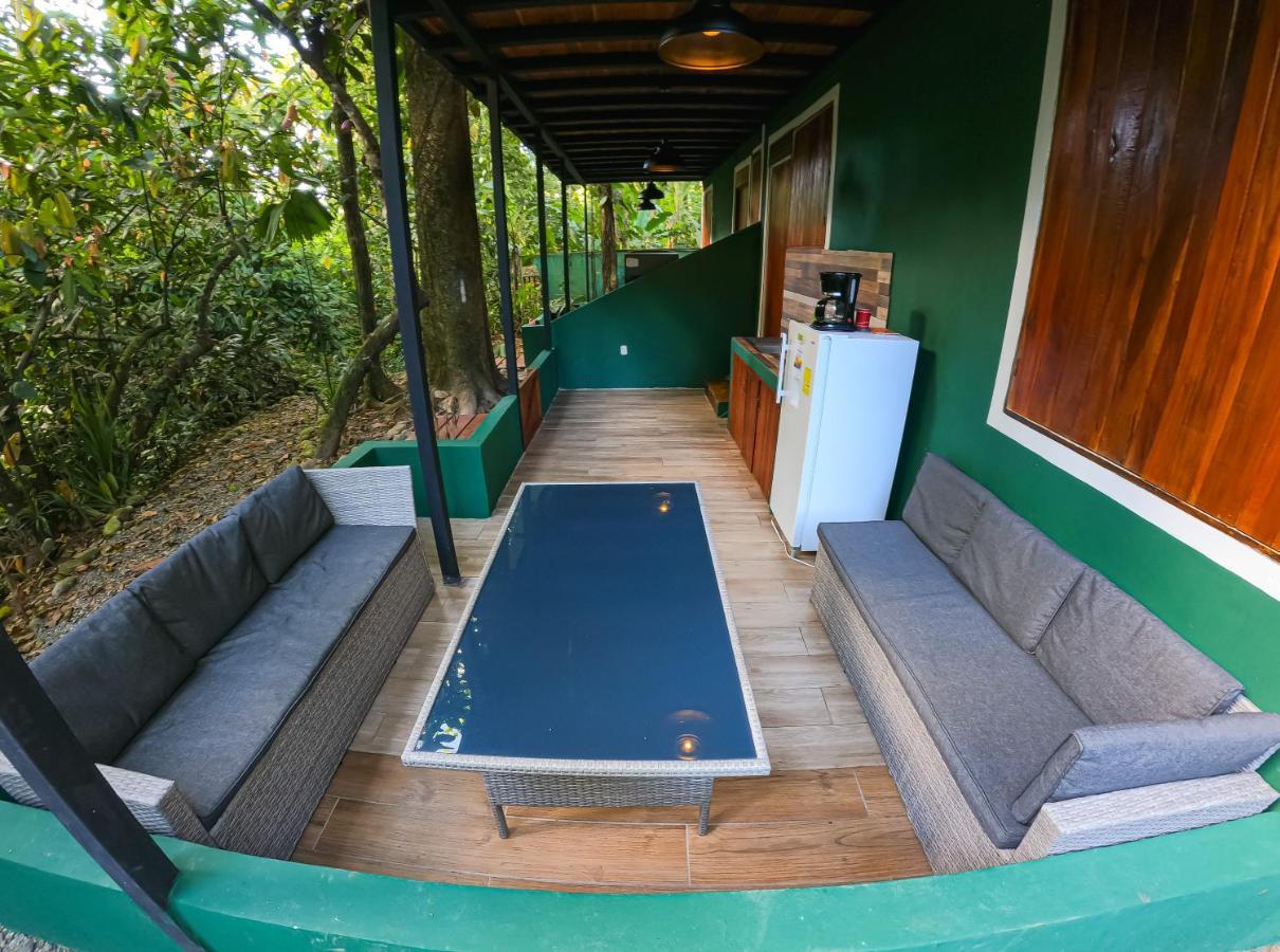 Hotel Boutique The Green Jungle House Puerto Viejo de Talamanca ภายนอก รูปภาพ